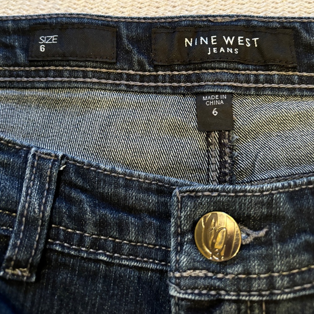 Nine West Capris size 6 - Picture 2 of 8